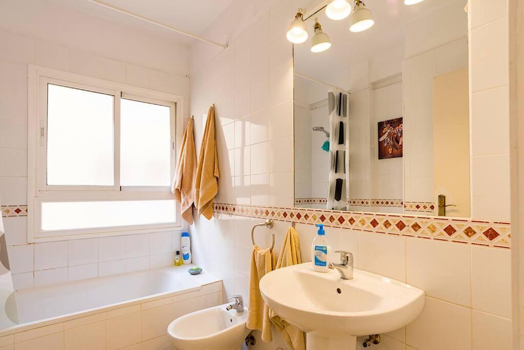 Sohocenter Apartment 2 Rooms Young People Only Málaga Extérieur photo